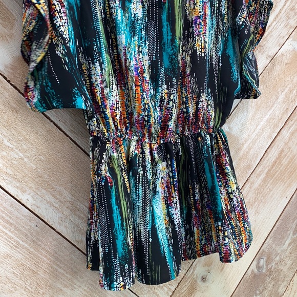 Top - Picture 3 of 5